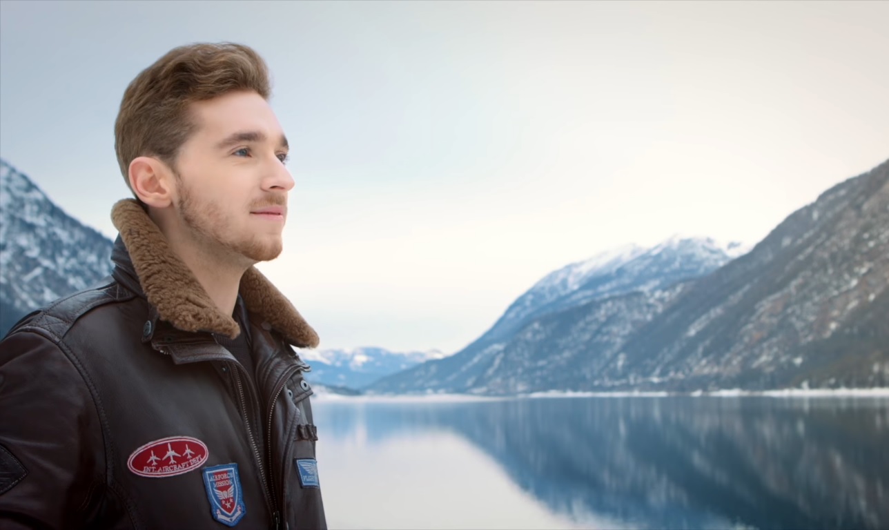 Ακούστε τρεις Eurovision διασκευές από τον Nathan Trent