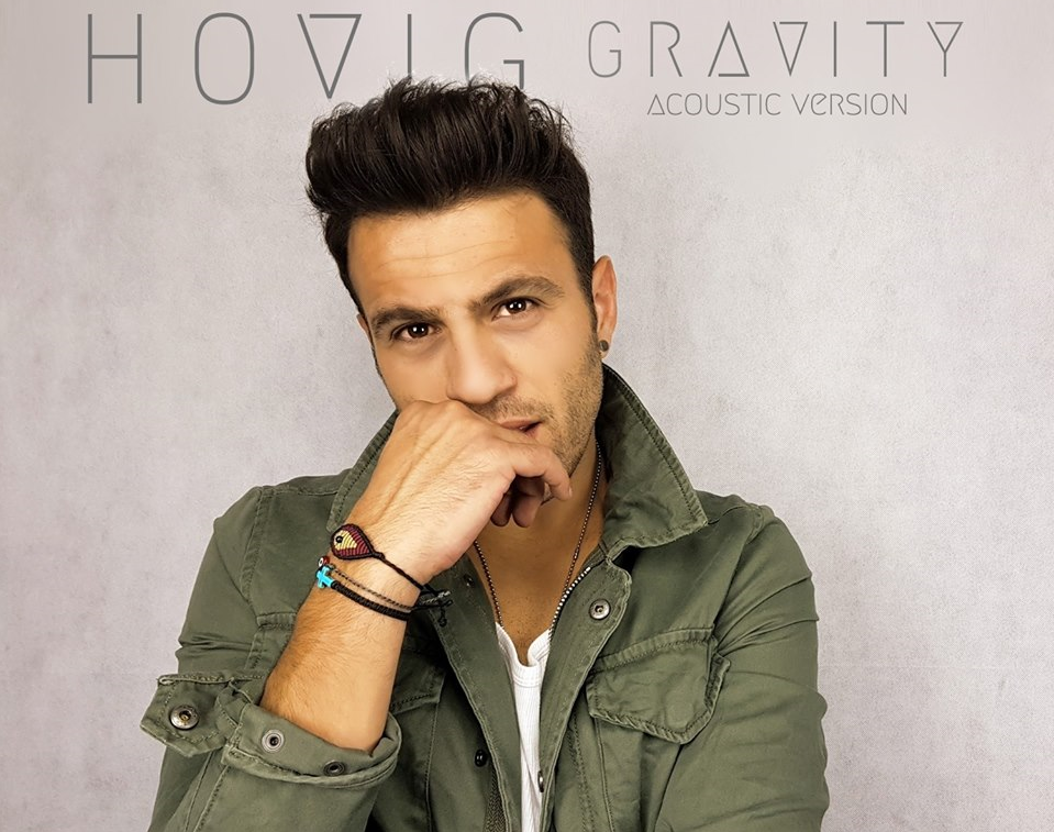 Δείτε το Gravity του Hovig σε acoustic version