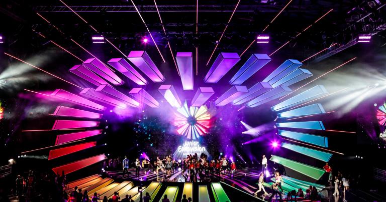 Online ψηφοφορία – Δοκιμή για την Eurovision των ενηλίκων;