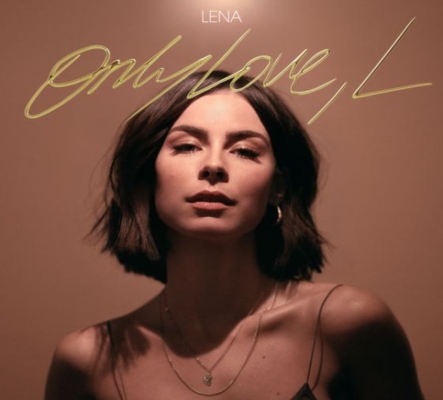 H Lena δεν μισεί αυτόν που την απογοήτευσε, τον ευχαριστεί στο νέο της single!