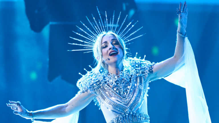 kate-miller-heidke_ead