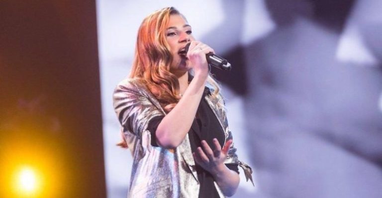 Michela-Pace-X-Factor-Live-e1548522596610