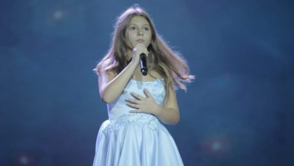 Αλβανία JESC 2019: Η Isea Çili εκπρόσωπος της χώρας στον διαγωνισμό, με το τραγούδι “Mikja Ime Fëmijëria”