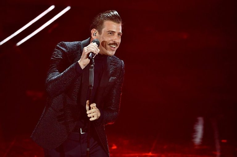 Francesco-Gabbani-LaPresse-okqqlawx6v1rksxr32j5y92uk8yeryii9acu07m328