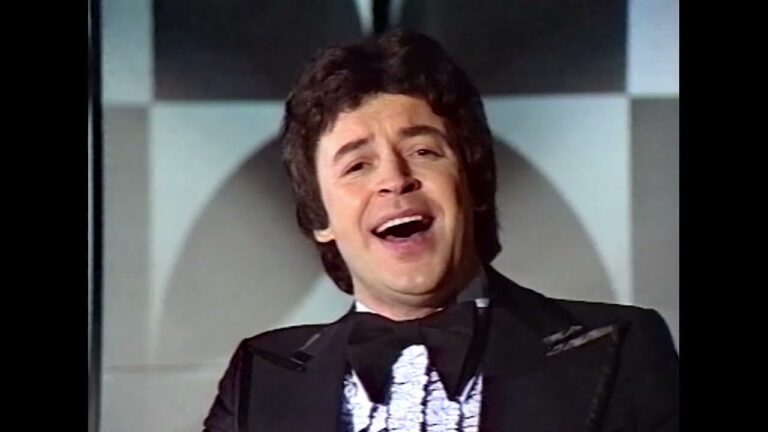Tony Marshall central