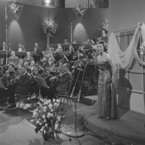 Eurovision_Song_Contest_1958_-_Liane_Augustin_2-300x300 1958 Χίλβερσουμ Ολλανδία  