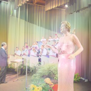 Dany-Dauberson-con-Il-est-la-Francia-1956-1-300x300 Lys Assia - Refrain  
