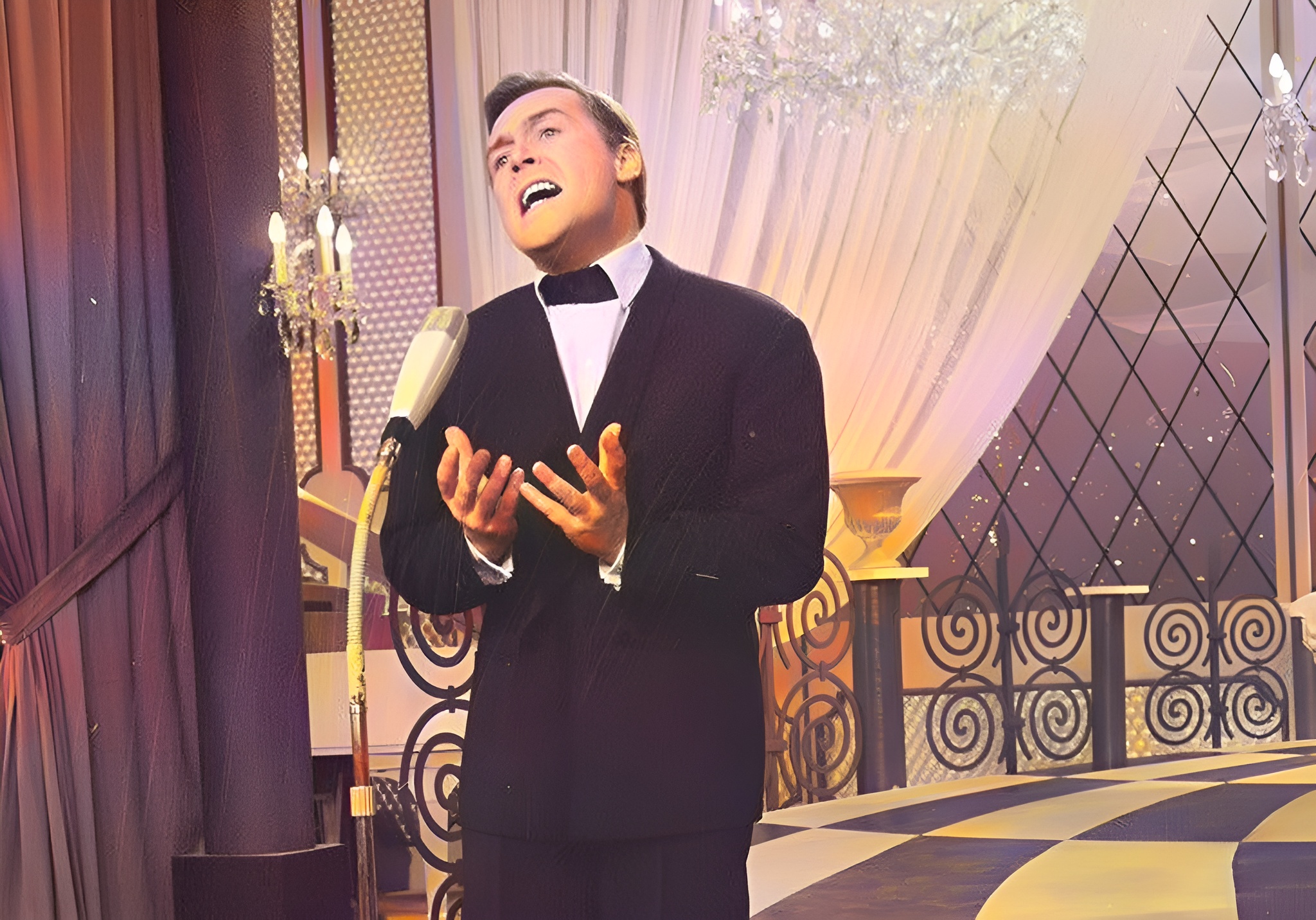 François Deguelt εκπροσωπεί το Μονακό στις Eurovision 1960 ("Ce soir‑là") και 1962 ("Dis rien")