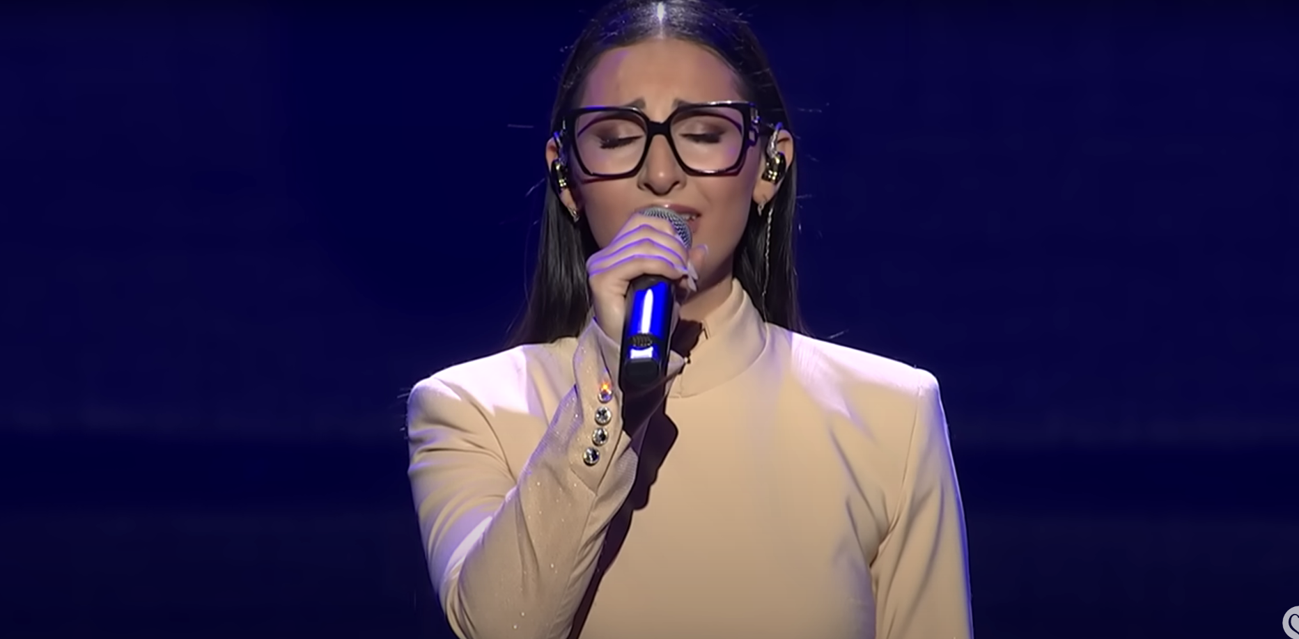 Η Κλαυδία στον εθνικό τελικό για τη Eurovision