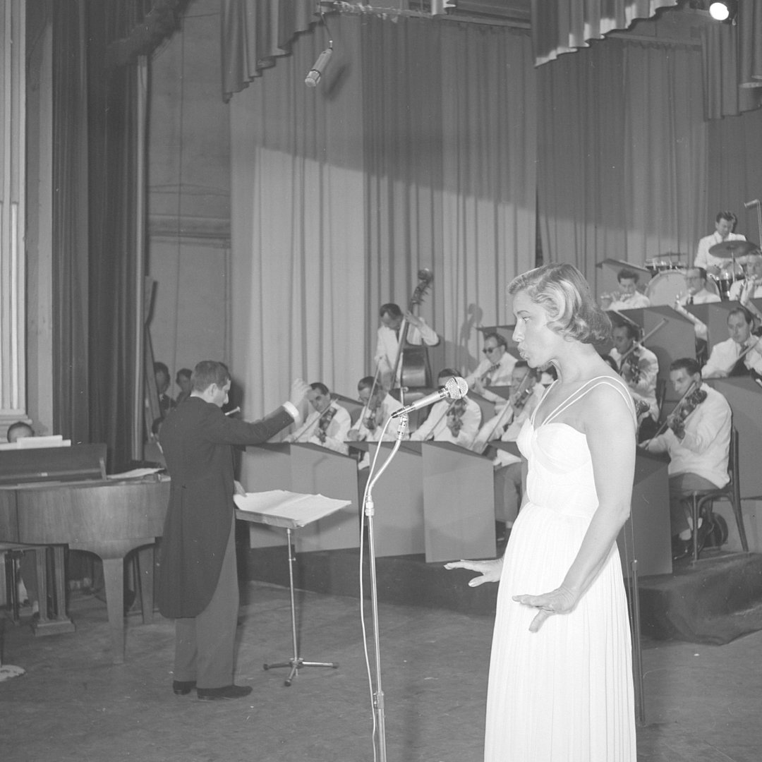 Michele-Arnaud-con-Les-amants-de-minuit-Luxemburgo-1956 Michèle Arnaud  