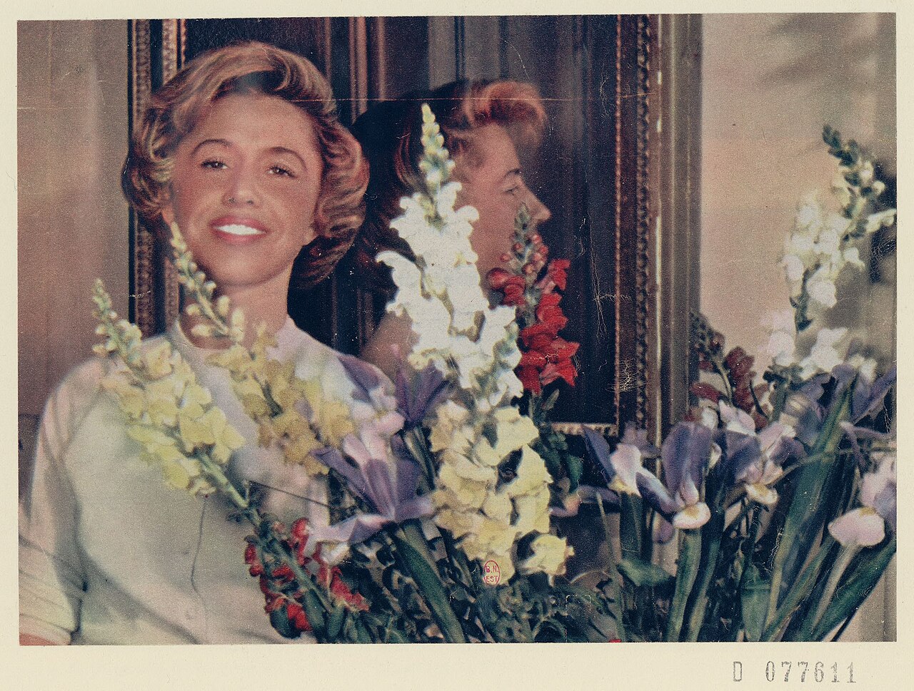 Recueil._Portraits_de_Michele_Arnauld_XXe_s._-_btv1b8539645k Michèle Arnaud  