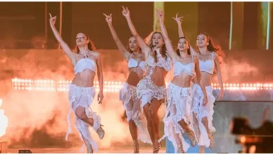 Η σκηνή της Eurovision 2026 στη Βιέννη έτοιμη για τον Β' Ημιτελικό.